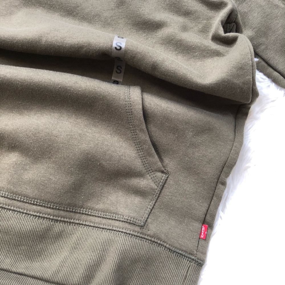 New with tag LEVI’S Army Green Logo Hoodie Small - Picture 3 of 5